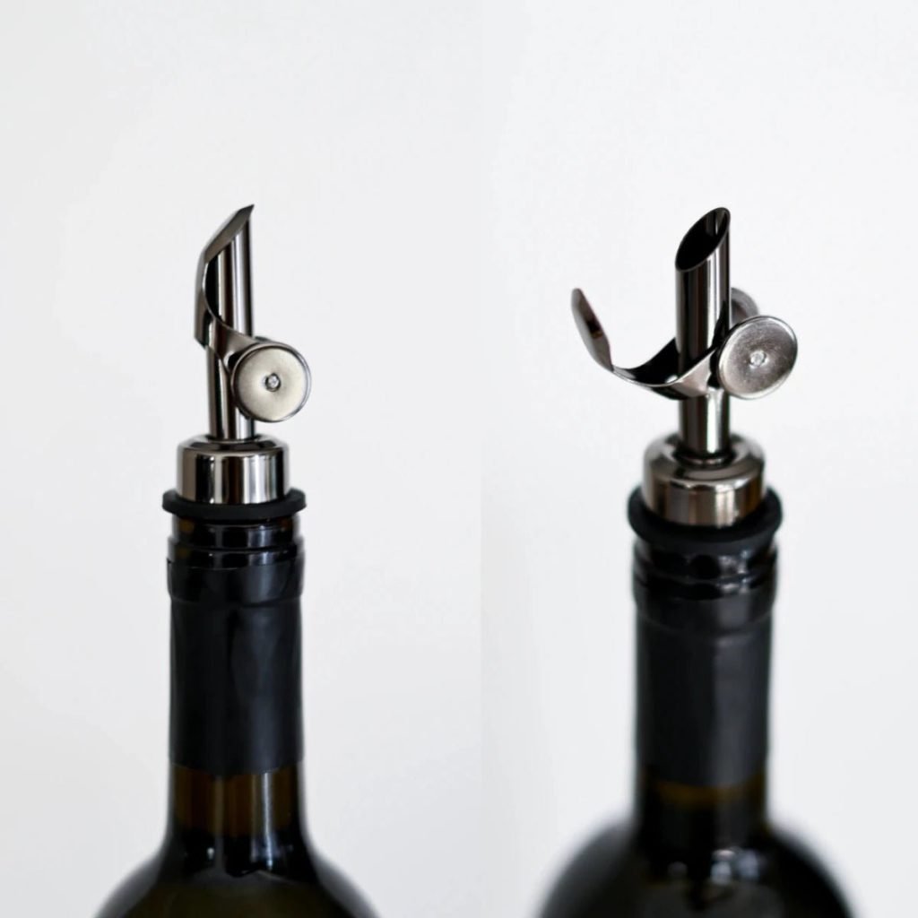 EVOO Spout in Use